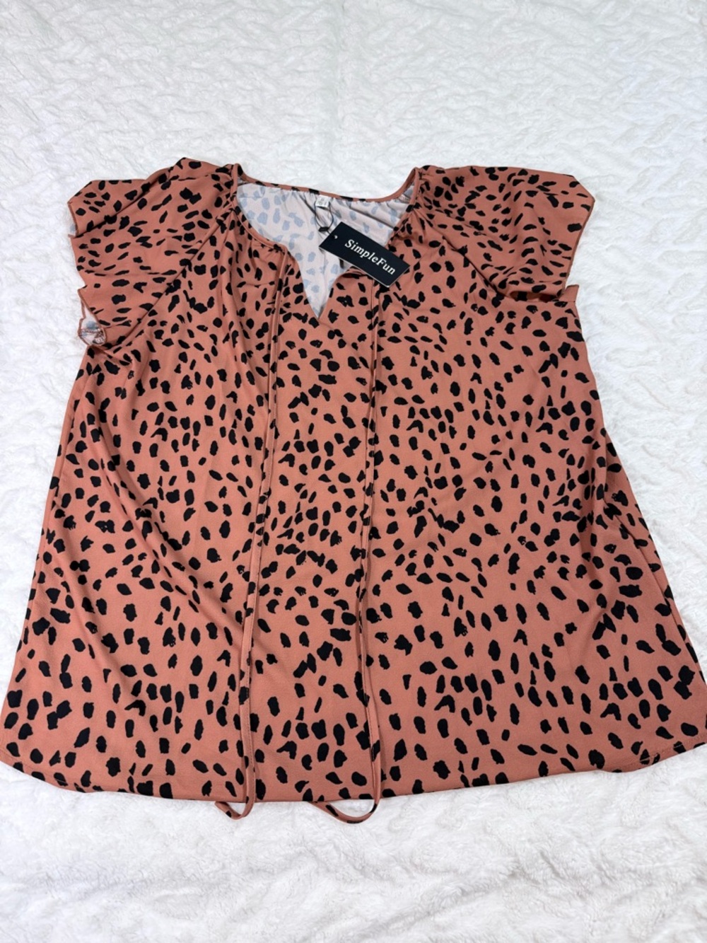 Simple Fun Rust Spot Print Flutter Sleeve Top